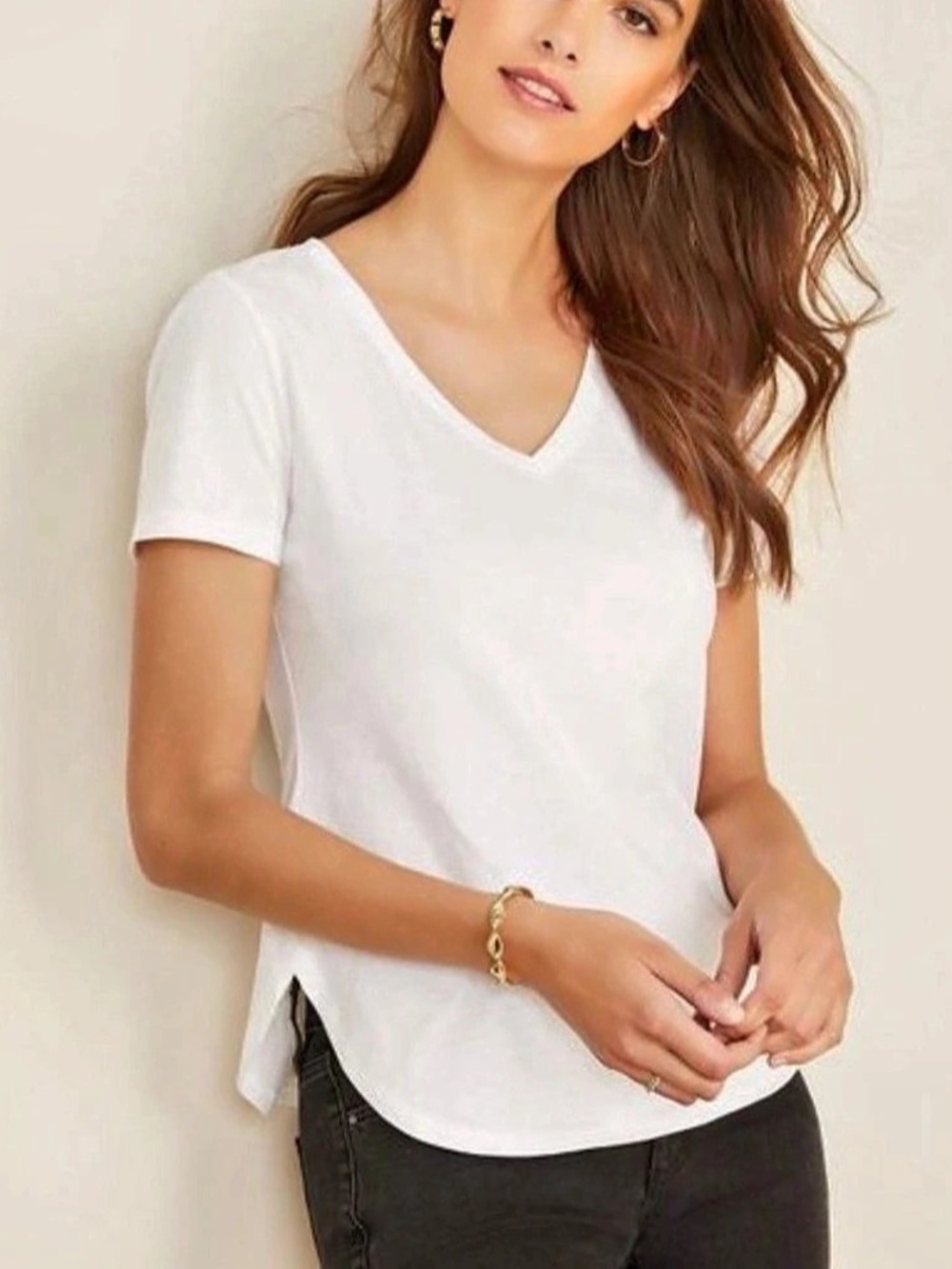 Ann Taylor V-Neck Cotton Tee in White Size petite Medium NWT 100% Pima cotton
